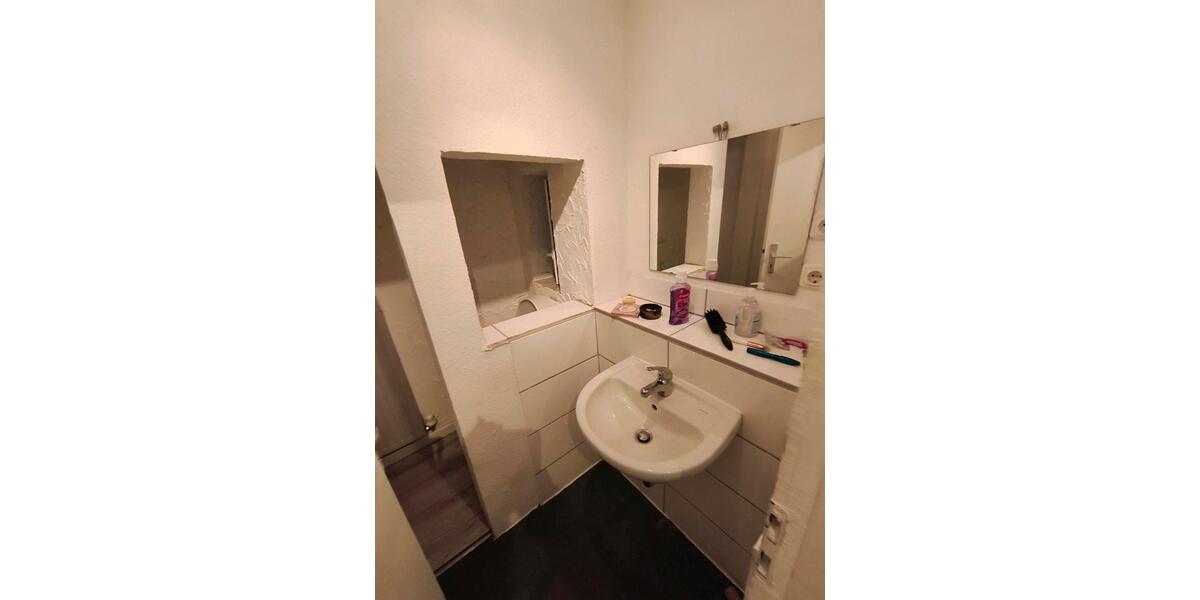 Coburg : Zentrales ,helles und möbliertes Zimmer in Studenten-WG 1 zimmer