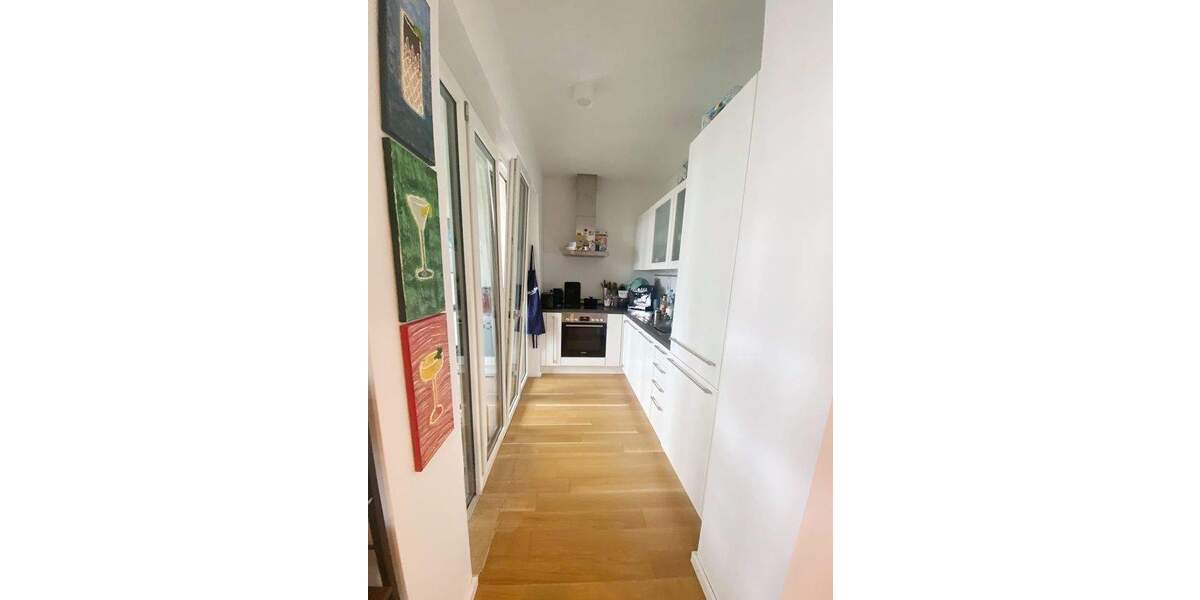 Neuwertige 2-Zimmer-Wohnung mit Wintergarten in Holzkirchen 2 zimmer