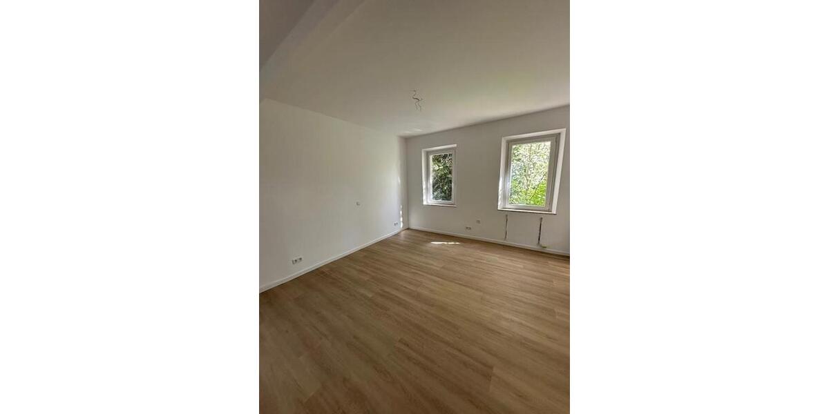 Erdgeschoßwohnung Nürnberg Holzheim - 3 Zimmer, 83 m&sup2;, 1.150&euro; | Angebot:26423277