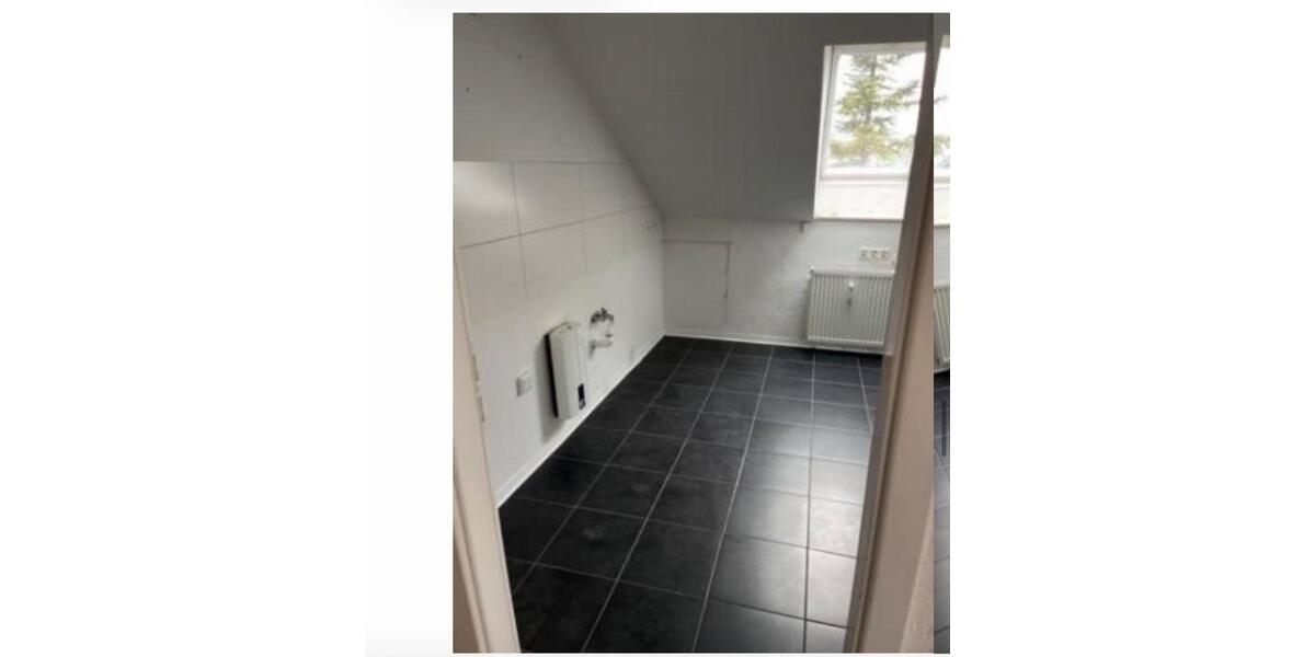 Dachgeschoßwohnung Dortmund Brackel - 3 Zimmer, 79 m&sup2;, 880&euro; | Angebot:26056081