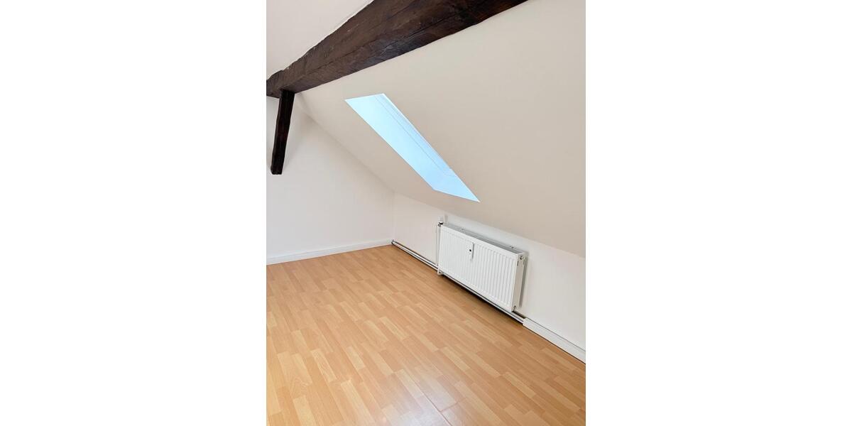 Dachgeschoßwohnung Ronshausen - 3 Zimmer, 70 m&sup2;, 700&euro; | Angebot:26243014