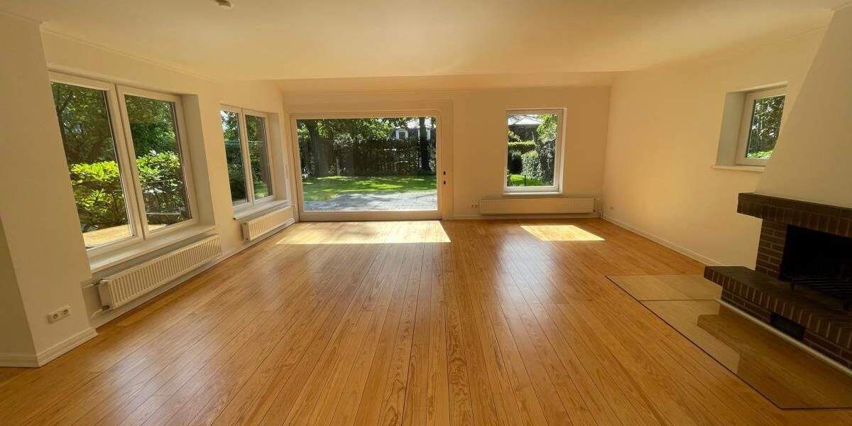 Mehrfamilienhaus, Wohnhaus Hamburg Volksdorf - 7 Zimmer, 247 m&sup2;, 3.100&euro; | Angebot:24812027