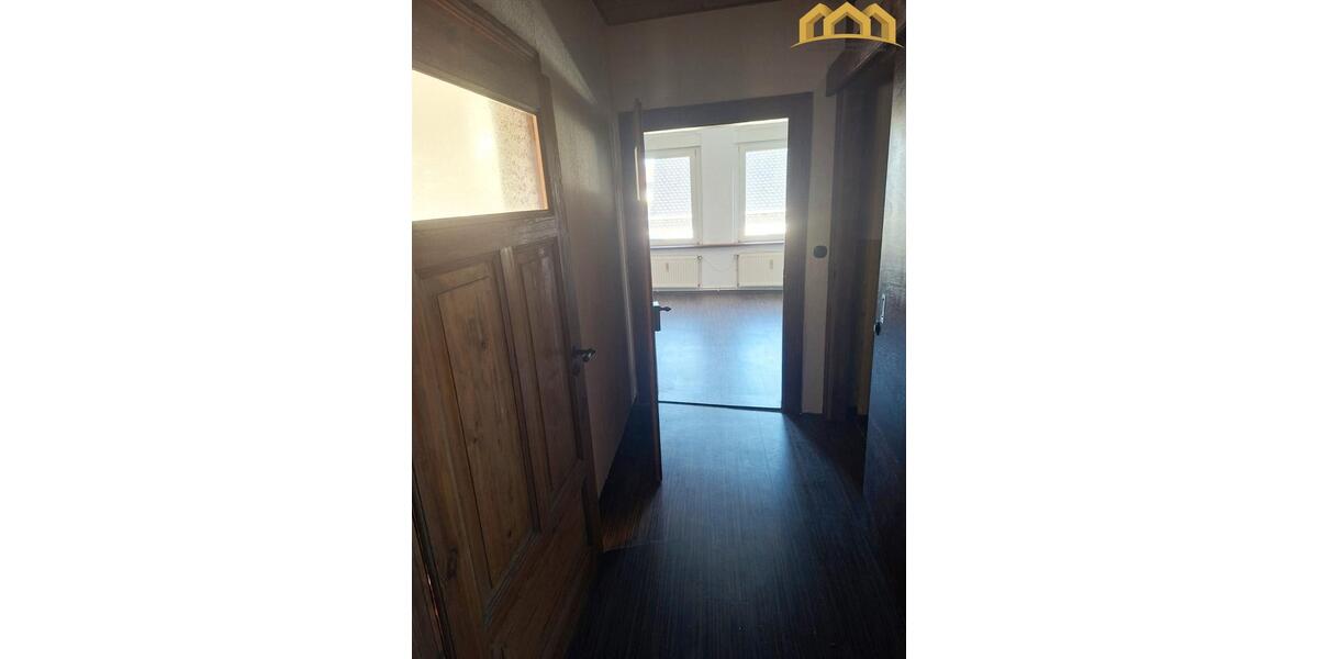 Dachgeschoßwohnung Eisleben (Lutherstadt) - 2 Zimmer, 69 m&sup2;, 430&euro; | Angebot:26177818