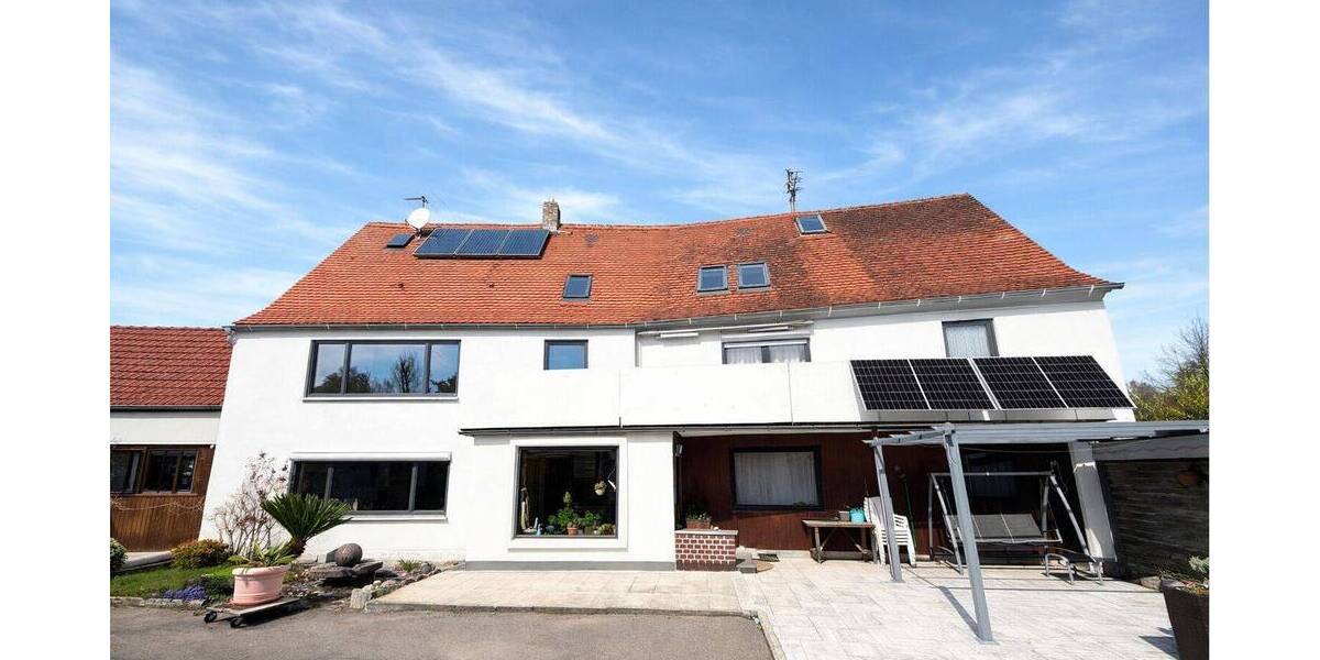 Etagenwohnung Fischach - 6 Zimmer, 145 m&sup2;, 1.150&euro; | Angebot:26128202