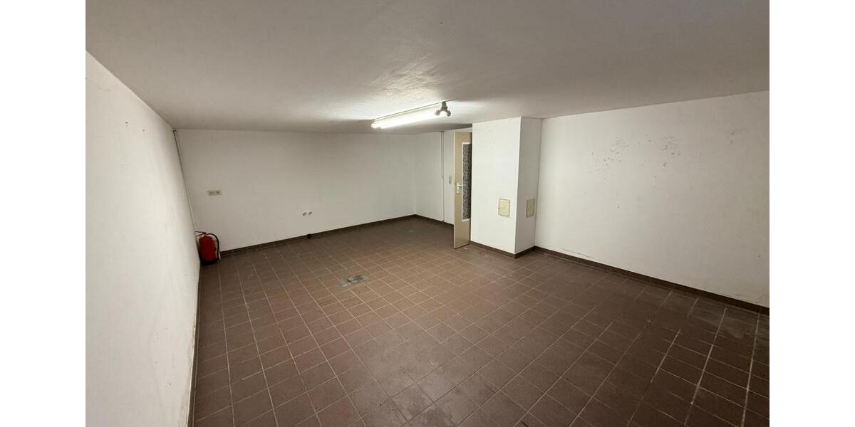 Gepflegtes 4-Zimmer-Endreihenhaus mit Garten, Keller, Garage 4 zimmer