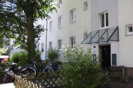 Schöne 3-Zimmer-Wohnung mit Balkon und Tageslichtbad zimmer