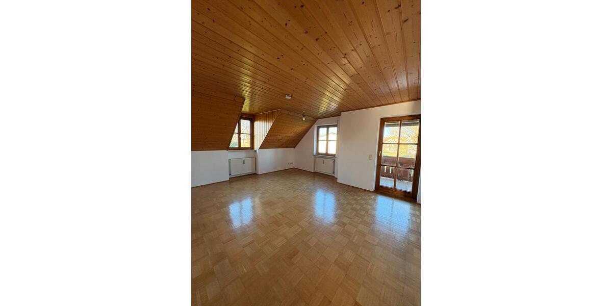 Etagenwohnung Niederschönenfeld - 4 Zimmer, 116 m&sup2;, 1.050&euro; | Angebot:26648175