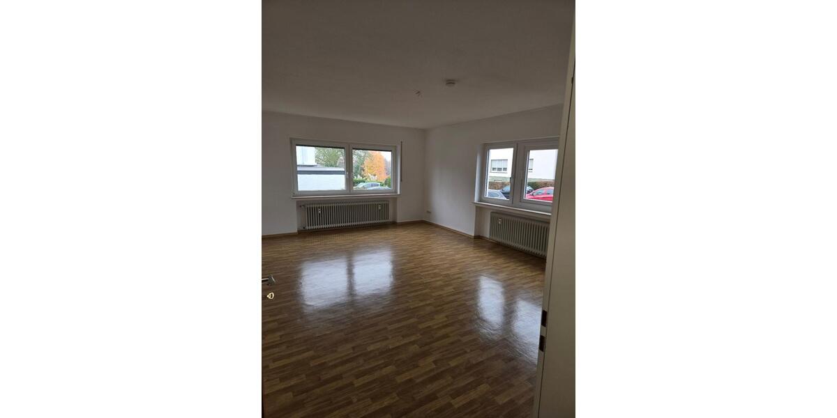 Erdgeschoßwohnung Horn-Bad Meinberg Bad Meinberg - 3 Zimmer, 73 m&sup2;, 690&euro; | Angebot:24837942