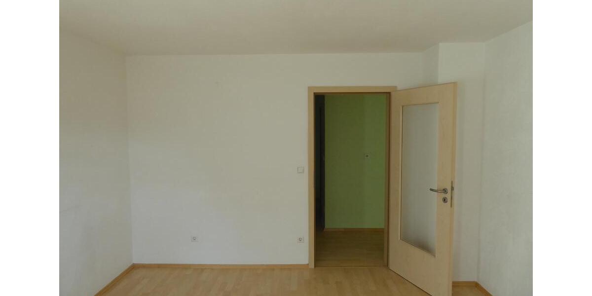 Erdgeschoßwohnung Calw - 3 Zimmer, 72 m&sup2;, 750&euro; | Angebot:24610914