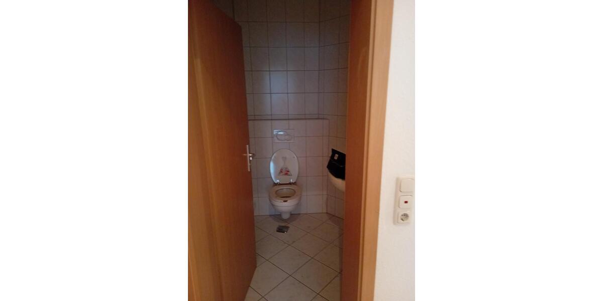 Etagenwohnung Bremerhaven Mitte - 5 Zimmer, 125 m&sup2;, 810&euro; | Angebot:24865948