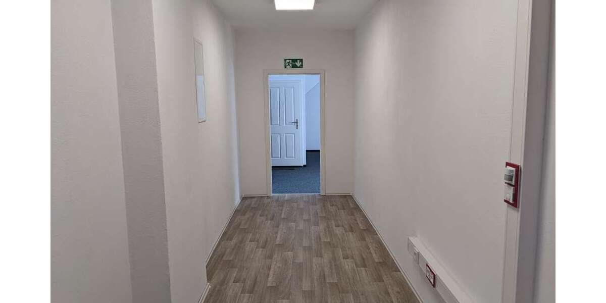 Büro in Bruck in der Oberpfalz 950 € 150 m² zimmer