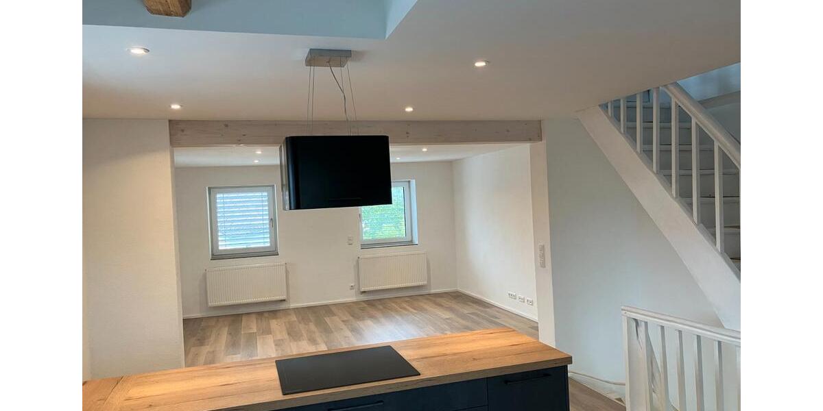 Etagenwohnung Stammbach - 3 Zimmer, 100 m&sup2;, 980&euro; | Angebot:26653336