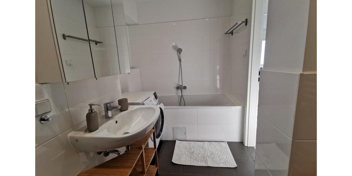 Wohnen auf Zeit Berlin Treptow-Köpenick - 4 Zimmer, 99 m&sup2;, 3.200&euro; | Angebot:26550851