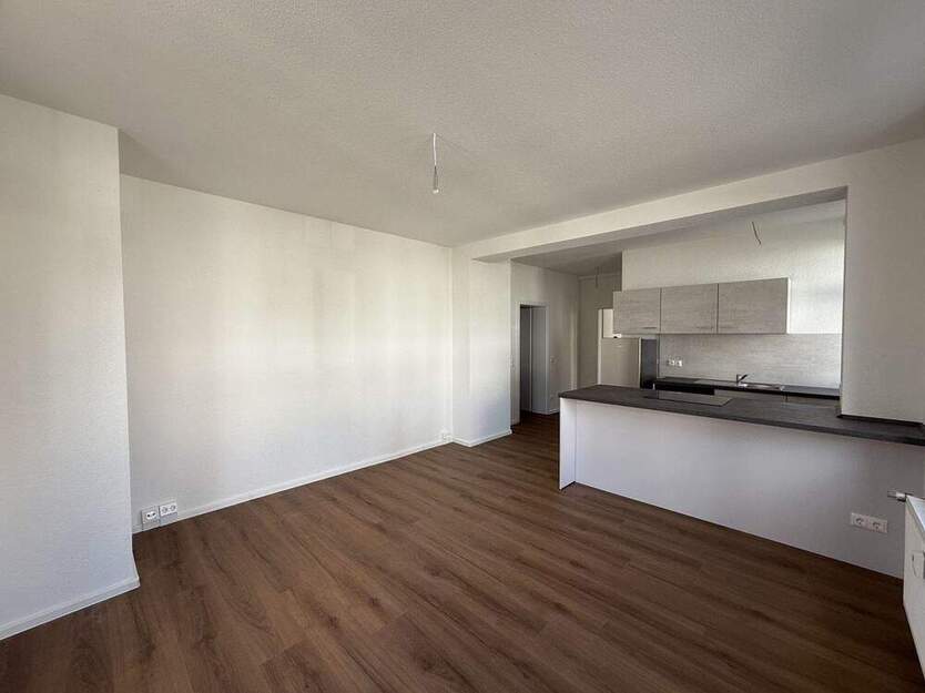 2-Raum-Wohnung mit moderner EInbauküche