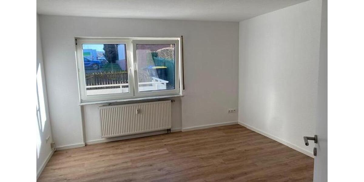 Erdgeschoßwohnung Kaiserslautern Bahnheim - 2 Zimmer, 42 m&sup2;, 588&euro; | Angebot:25790570