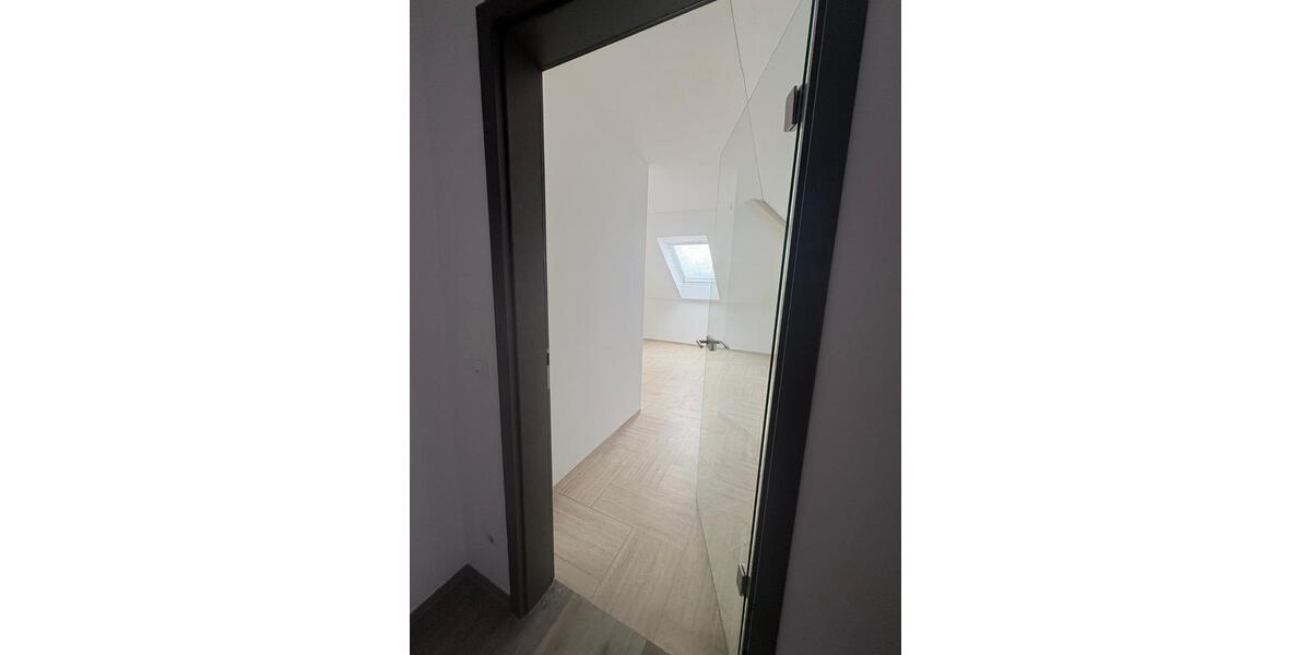 Etagenwohnung Auerbach/Vogtland Vogtland - 3 Zimmer, 102 m&sup2;, 700&euro; | Angebot:23844966