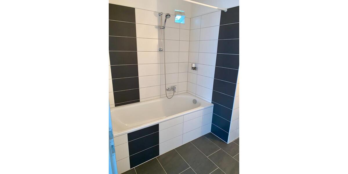 Etagenwohnung Kassel Niederzwehren - 3 Zimmer, 82 m&sup2;, 849&euro; | Angebot:24418523