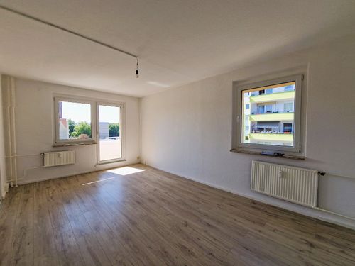 Dachgeschoßwohnung Zerbst (Anhalt) - 2 Zimmer, 50 m&sup2;, 255&euro; | Angebot:24783342