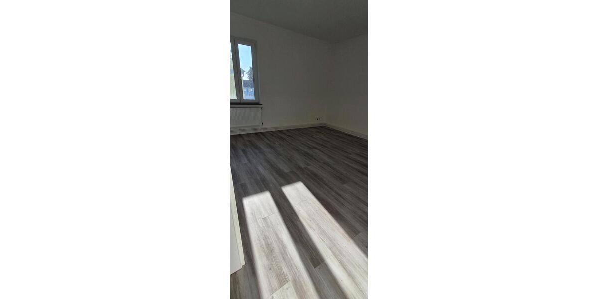 Etagenwohnung Bad Schmiedeberg - 3 Zimmer, 68 m&sup2;, 374&euro; | Angebot:26056313