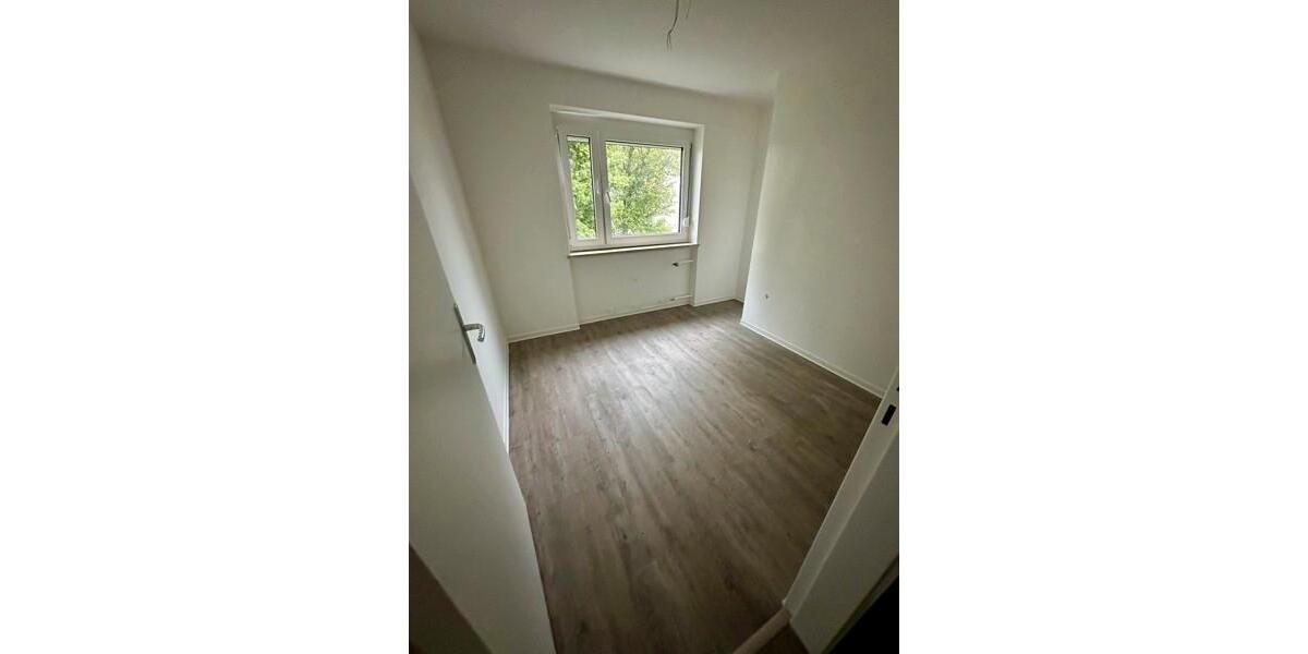 Etagenwohnung Kaufbeuren - 4.5 Zimmer, 90 m&sup2;, 881&euro; | Angebot:26679174