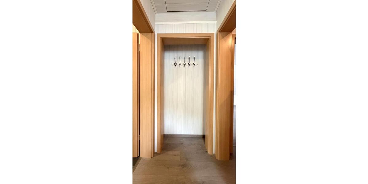 Dachgeschoßwohnung Edewecht - 2 Zimmer, 65 m&sup2;, 605&euro; | Angebot:26277669