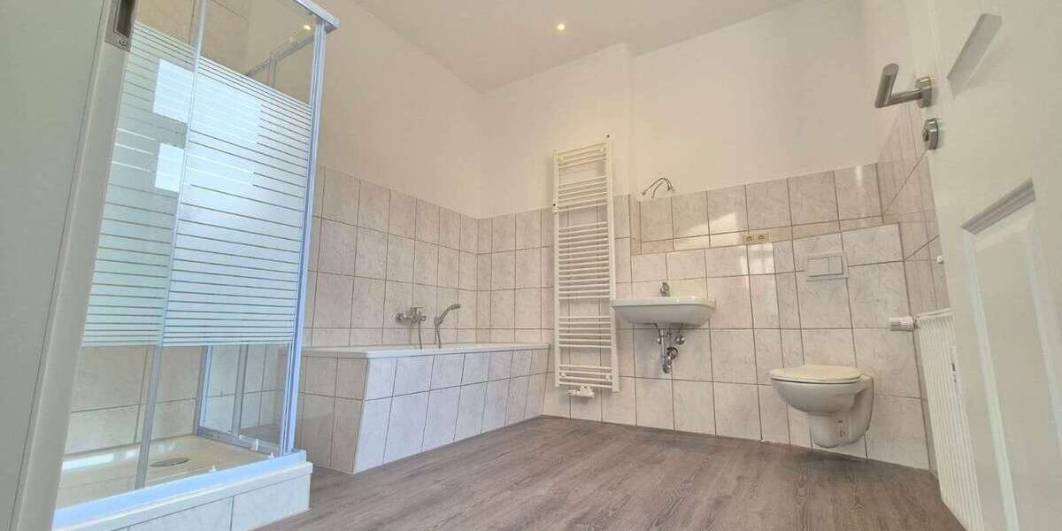 Wohnung zum Mieten in Brandenburg - Perleberg 904 € 120.5 m² 5 zimmer