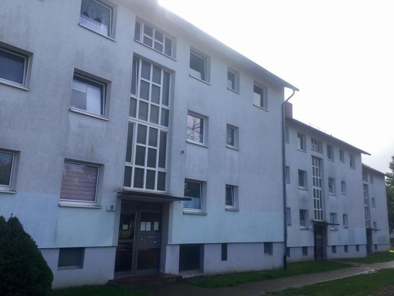 Frisch saniert im Erdgeschoss, inkl. Bad und Bodenbelag - Ihre neue Wohnung? zimmer