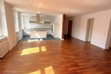 Wohnung Kaiserslautern Betzenberg - 4 Zimmer, 118 m&sup2;, 1.180&euro; | Angebot:27164557