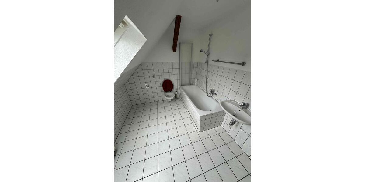 Dachgeschoßwohnung Plauen Altstadt - 1.5 Zimmer, 41 m&sup2;, 208&euro; | Angebot:26422132