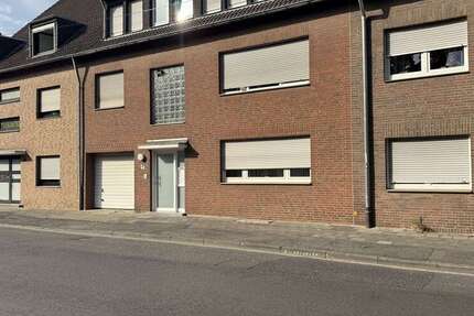 Wohnung zum Mieten in Mönchengladbach 990 € 147 m²