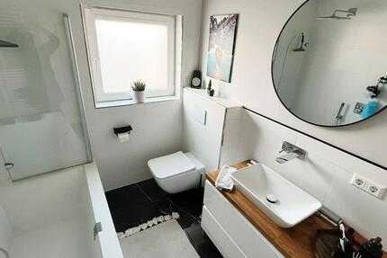 Exklusive 2,5-Zimmer-Dachgeschosswohnung (45qm) in Philippsburg – 2 zimmer