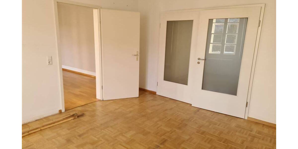 Etagenwohnung Lörrach Stetten - 2 Zimmer, 67 m&sup2;, 905&euro; | Angebot:26105211