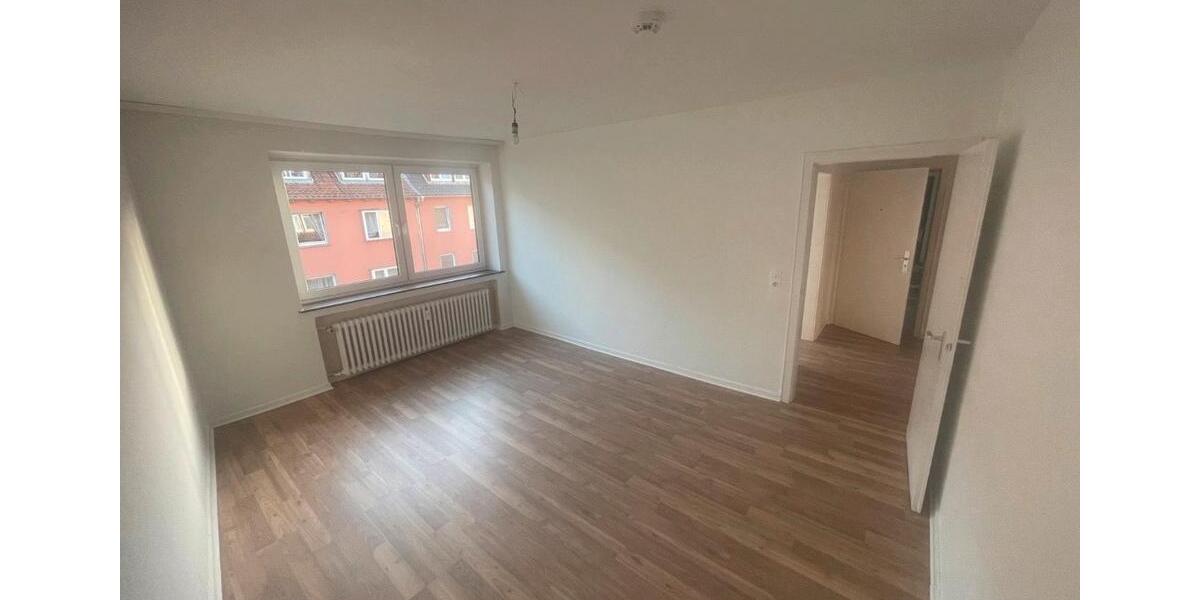 Etagenwohnung Hildesheim - 3 Zimmer, 85 m&sup2;, 850&euro; | Angebot:25265285
