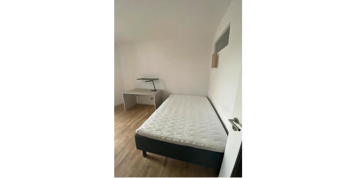 Etagenwohnung Magdeburg Leipziger Straße - 1 Zimmer, 26 m&sup2;, 430&euro; | Angebot:26144982