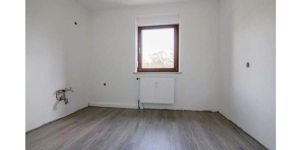 Etagenwohnung Neustadt Langburkersdorf - 3 Zimmer, 62 m&sup2;, 499&euro; | Angebot:25909014