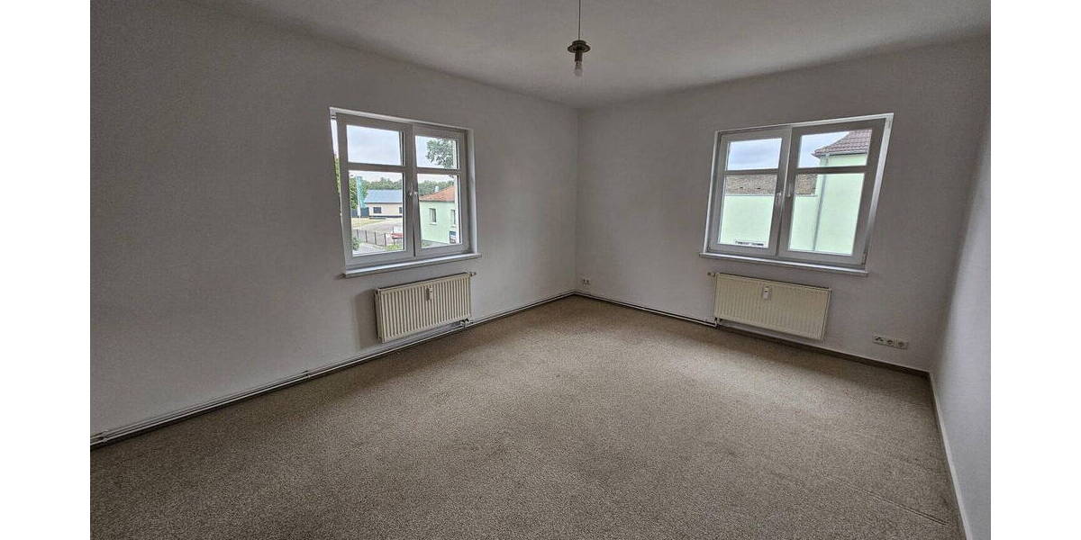 Etagenwohnung Eberswalde Finow - 4 Zimmer, 105 m&sup2;, 1.160&euro; | Angebot:26500073