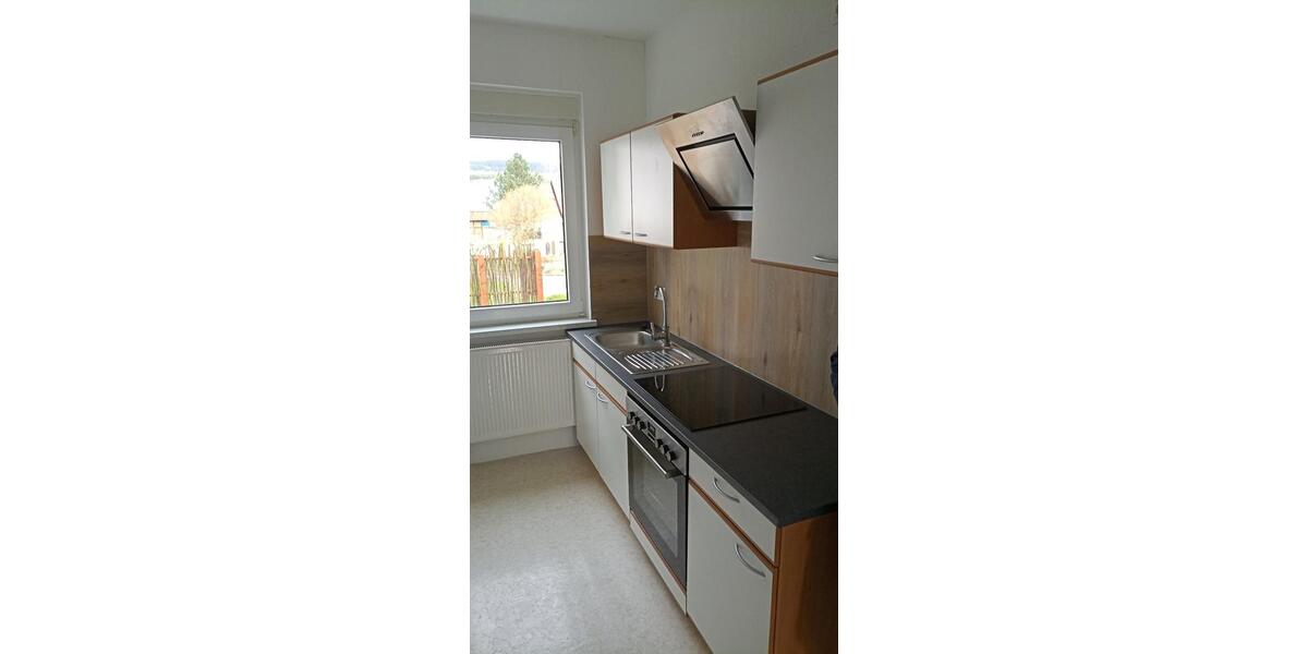 Erdgeschoßwohnung Eschershausen - 4 Zimmer, 100 m&sup2;, 590&euro; | Angebot:25650329