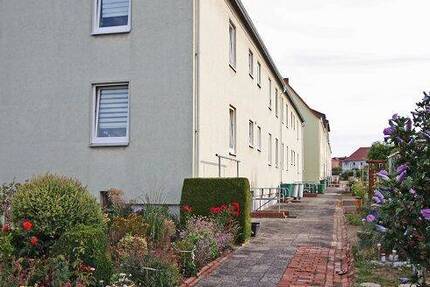 Wohnung Oschersleben Oschersleben - 3 Zimmer, 57 m&sup2;, 347&euro; | Angebot:26177026