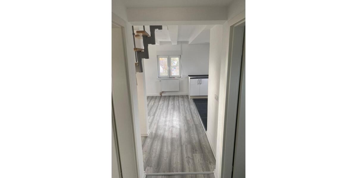 Dachgeschoßwohnung Ötisheim - 2.5 Zimmer, 50 m&sup2;, 1.200&euro; | Angebot:24846736