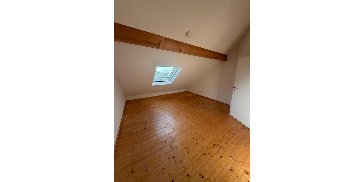Doppelhaushälfte Weßling - 6 Zimmer, 197 m&sup2;, 3.298&euro; | Angebot:26232282