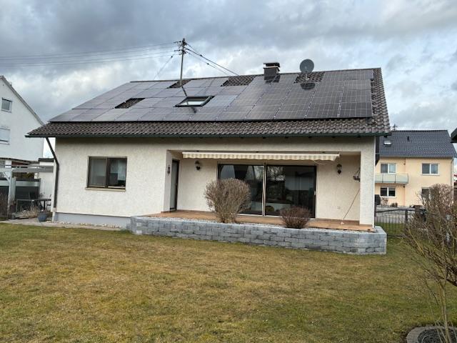 Erdgeschoßwohnung Offingen - 3.5 Zimmer, 130 m&sup2;, 1.100&euro; | Angebot:25255998