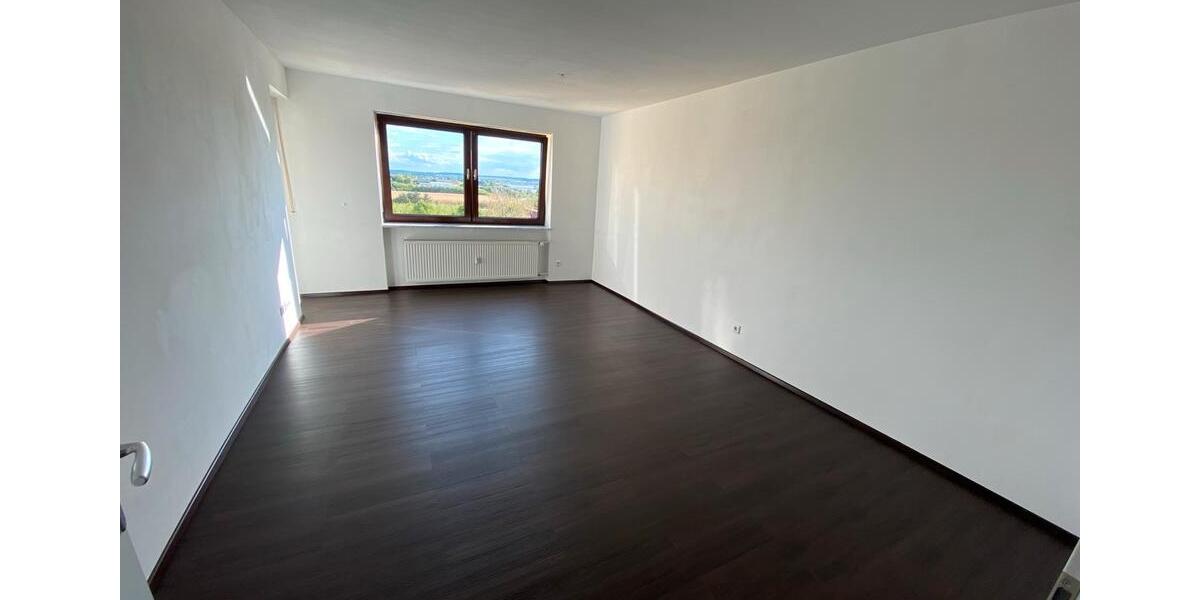 Etagenwohnung Regensburg Galgenberg - 3 Zimmer, 77 m&sup2;, 1.000&euro; | Angebot:25995133
