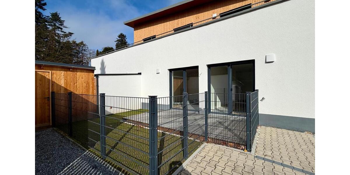Etagenwohnung Vilsbiburg - 3.5 Zimmer, 104 m&sup2;, 1.120&euro; | Angebot:26000062