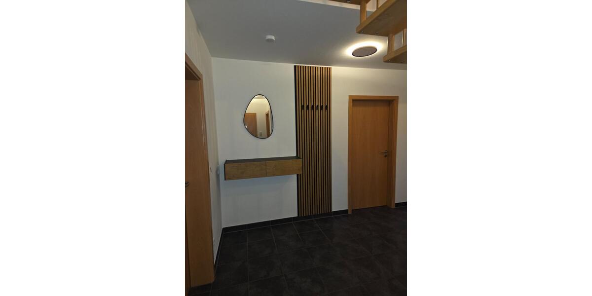 Einfamilienhaus Kirchen (Sieg) - 5 Zimmer, 140 m&sup2;, 1.400&euro; | Angebot:25023013