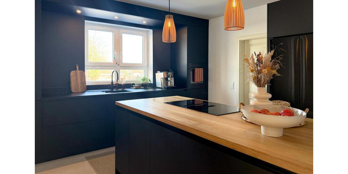 Einfamilienhaus Molfsee - 8 Zimmer, 250 m&sup2;, 3.300&euro; | Angebot:26490111