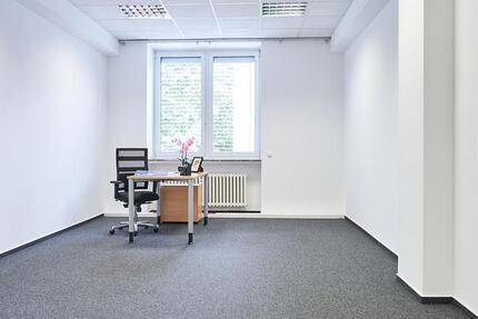 Flexible Büros für Ihre Bedürfnisse: Effizient und Produktiv. zimmer
