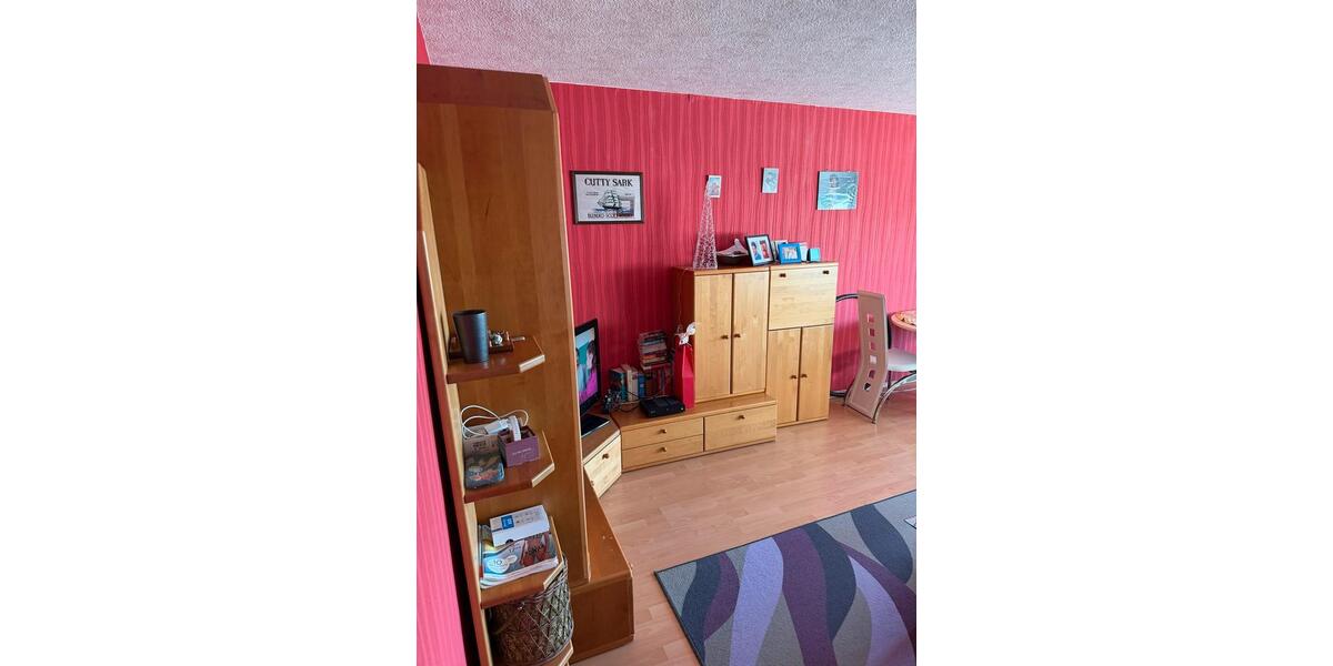 2 Zimmer-Wohnung im 1.OG mit Balkon, Stellplatz und Keller 2 zimmer