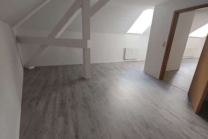 Wohnung Arnstadt - 2 Zimmer, 66 m&sup2;, 530&euro; | Angebot:27126981