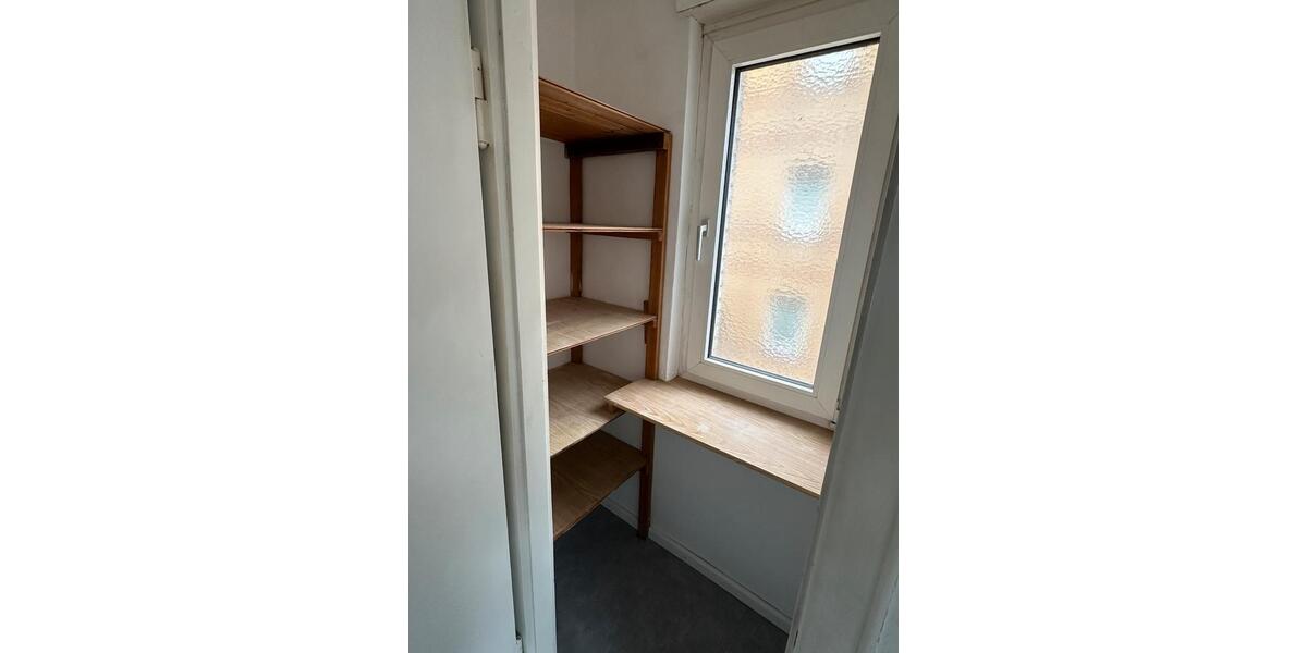 Etagenwohnung Kassel Philippinenhof-Warteberg - 6 Zimmer, 130 m&sup2;, 1.000&euro; | Angebot:25283268