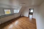 Dachgeschoßwohnung Adelsheim - 5 Zimmer, 100 m&sup2;, 850&euro; | Angebot:25083180